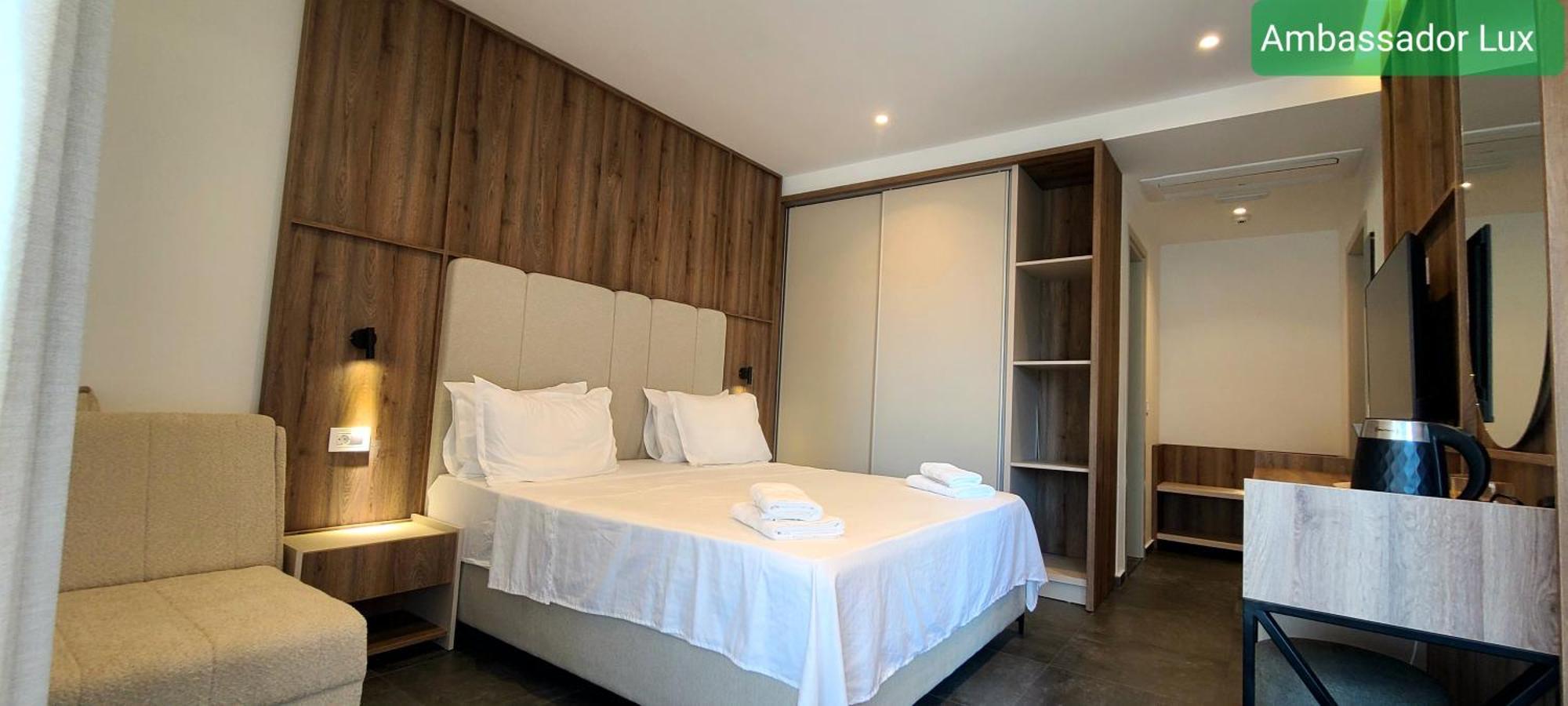 Ambassador & Ambassador Lux Apartments Ulcinj Ruang foto