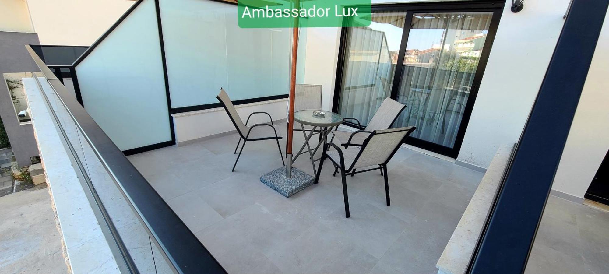 Ambassador & Ambassador Lux Apartments Ulcinj Ruang foto