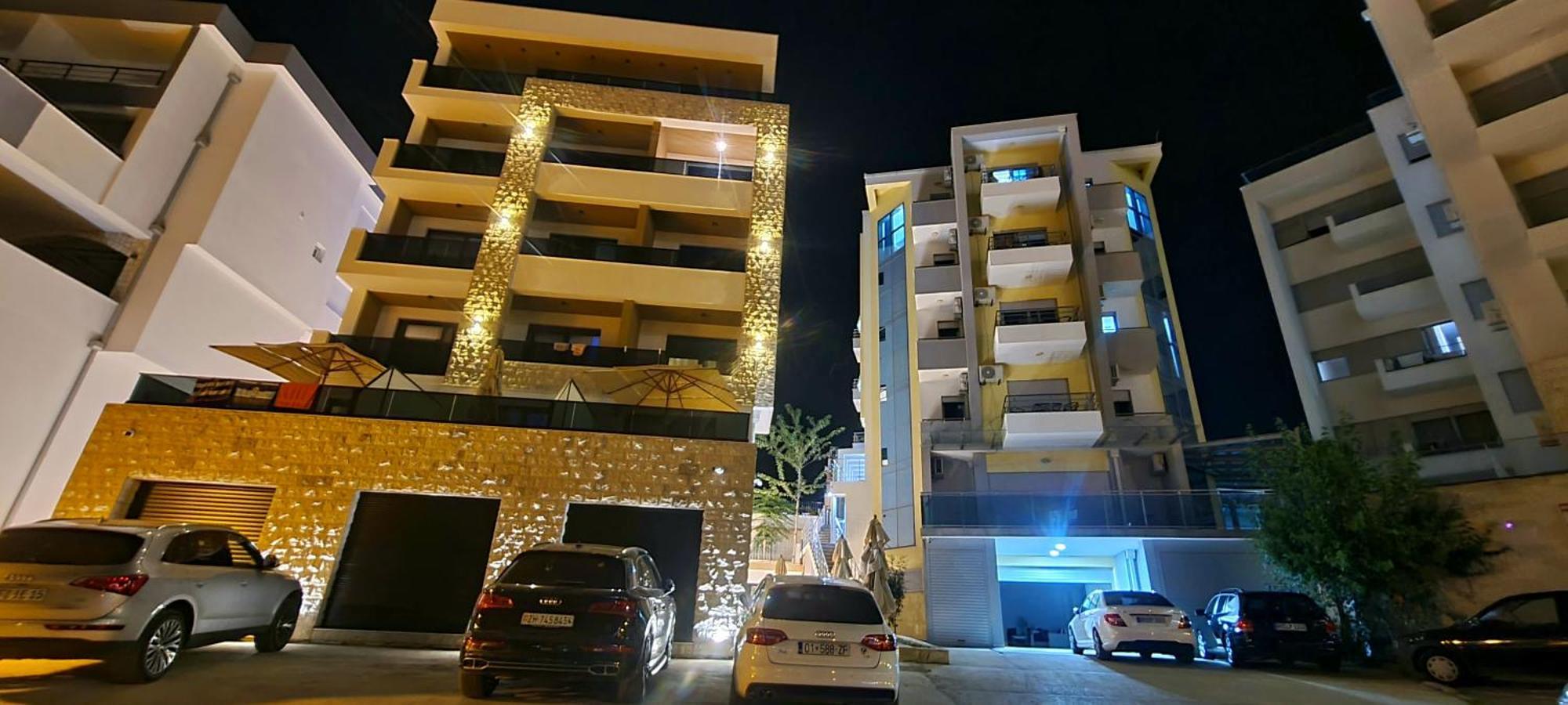 Ambassador & Ambassador Lux Apartments Ulcinj Bagian luar foto