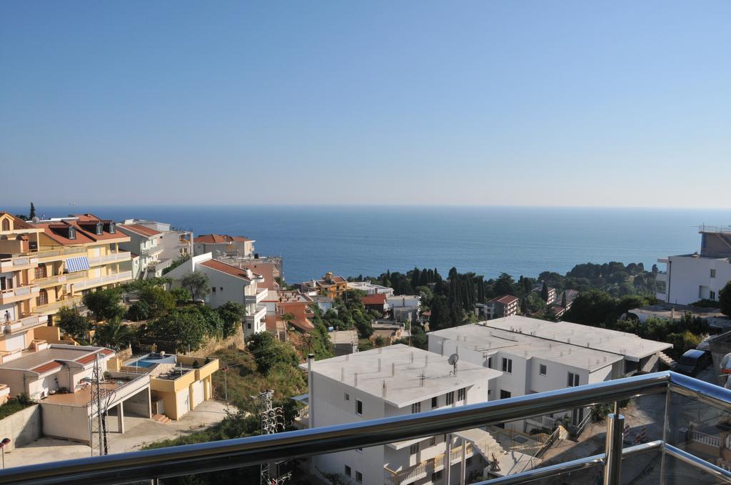 Ambassador & Ambassador Lux Apartments Ulcinj Bagian luar foto