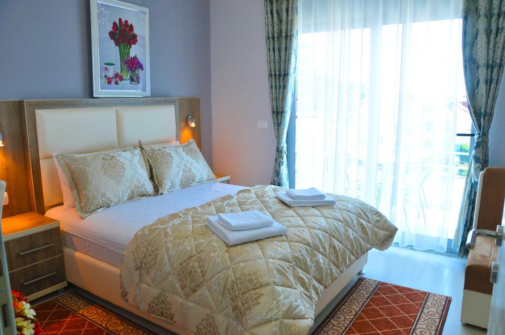 Ambassador & Ambassador Lux Apartments Ulcinj Bagian luar foto