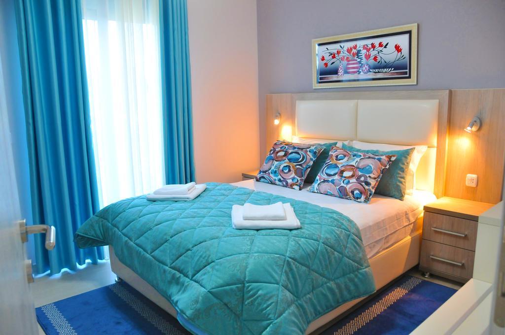 Ambassador & Ambassador Lux Apartments Ulcinj Bagian luar foto