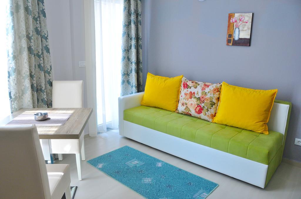 Ambassador & Ambassador Lux Apartments Ulcinj Bagian luar foto